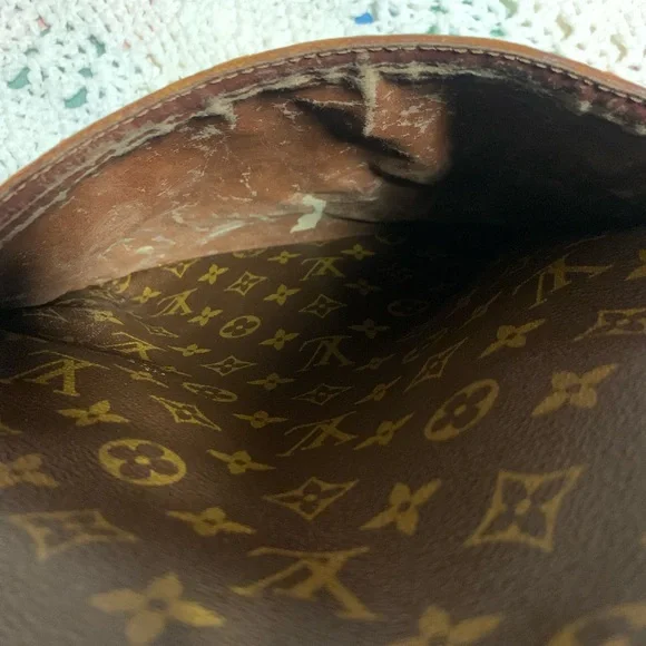 Authentic Louis Vuitton Monogram Danube GM bag - Picture 16 of 16